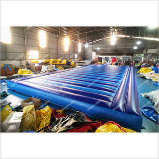 Large PVC Tarpaulin Inflatable Jumping Pad Bouncer Kids Playground Equipment For Jumping Mat Gamme